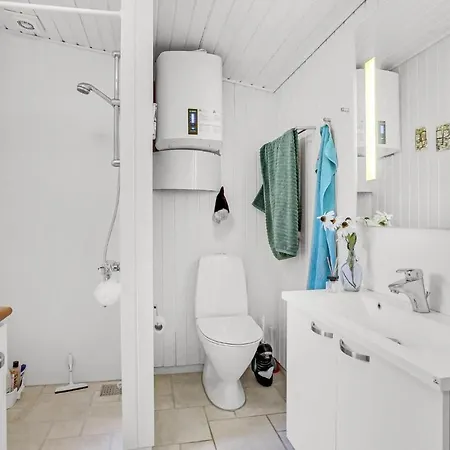 Beautiful In Juelsminde With Wifi Holiday home